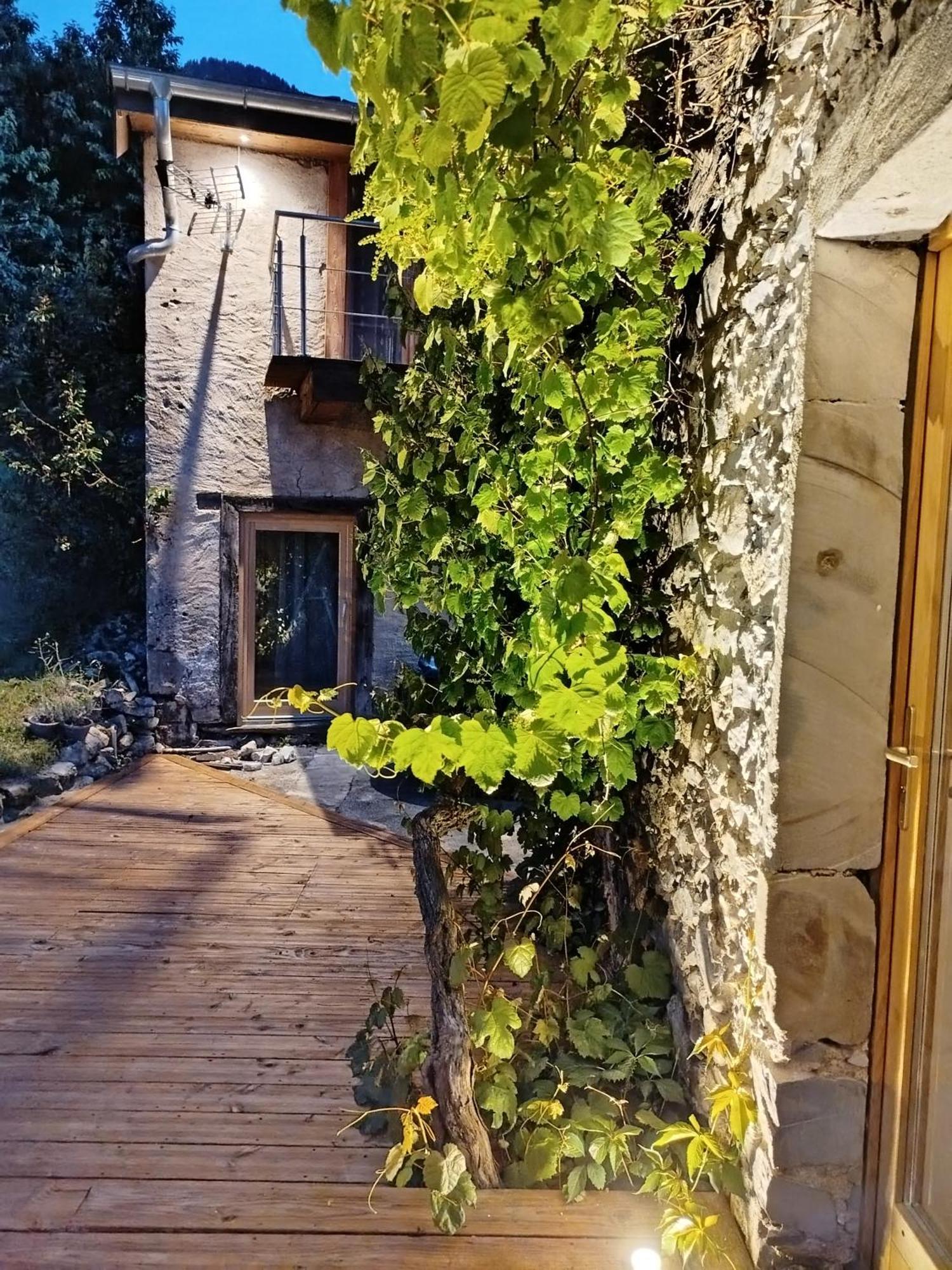 Grange Du Lac Meillerie エクステリア 写真